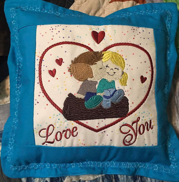 Free Young Love cushion by Kim