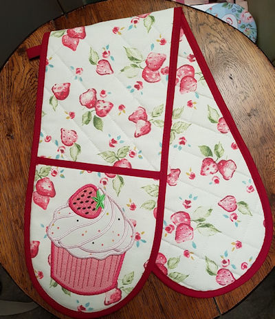 Cupcake Oven Gloves