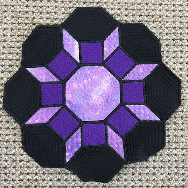 Octagon Placemat made In the hoop